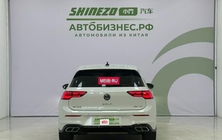 Volkswagen Golf VIII, 2021 год, 1 878 000 рублей, 5 фотография