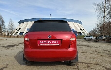 Skoda Fabia II, 2011 год, 550 000 рублей, 3 фотография