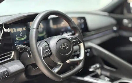 Hyundai Elantra, 2023 год, 1 310 017 рублей, 8 фотография