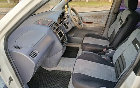 Toyota Ipsum II, 1997 год, 530 000 рублей, 10 фотография