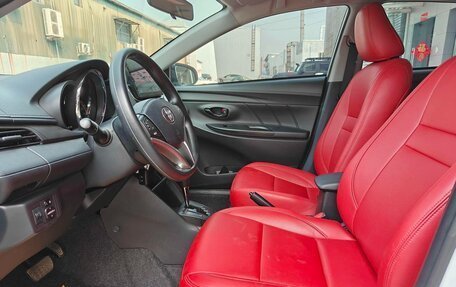 Toyota Yaris XP150 рестайлинг, 2022 год, 1 330 700 рублей, 7 фотография