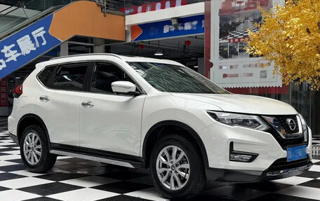 Nissan X-Trail, 2023 год, 2 030 000 рублей, 3 фотография