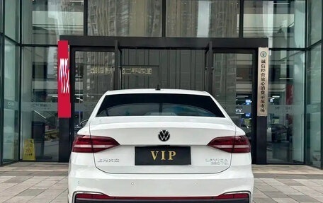 Volkswagen Lavida, 2023 год, 1 350 000 рублей, 3 фотография