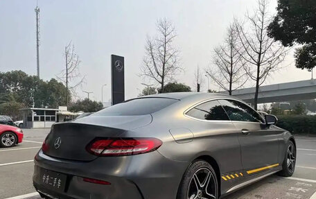 Mercedes-Benz C-Класс, 2022 год, 2 700 000 рублей, 4 фотография