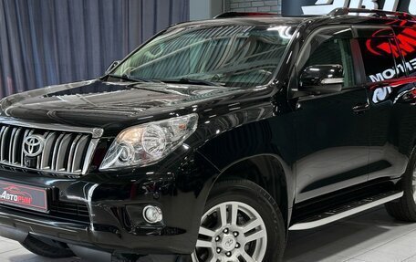 Toyota Land Cruiser Prado 150 рестайлинг 2, 2013 год, 3 197 000 рублей, 2 фотография