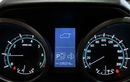 Toyota Land Cruiser Prado 150 рестайлинг 2, 2013 год, 3 197 000 рублей, 20 фотография
