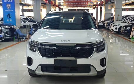 KIA Seltos I, 2023 год, 1 990 000 рублей, 2 фотография