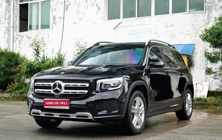 Mercedes-Benz GLB, 2023 год, 2 090 222 рублей, 1 фотография