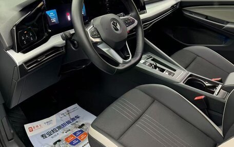 Volkswagen Golf VIII, 2021 год, 1 780 700 рублей, 7 фотография