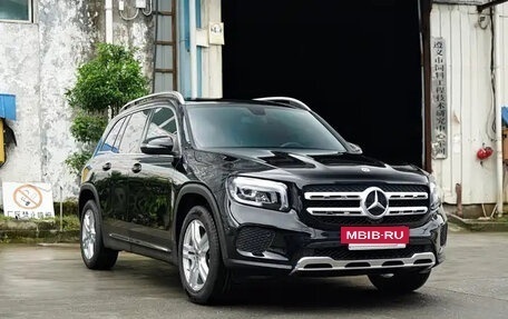Mercedes-Benz GLB, 2023 год, 2 090 222 рублей, 3 фотография