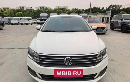 Volkswagen Lavida, 2022 год, 1 030 000 рублей, 2 фотография