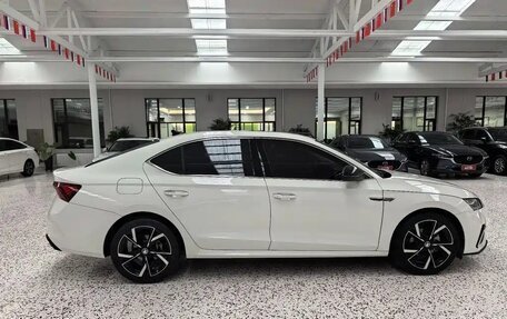 Skoda Octavia IV, 2022 год, 1 240 000 рублей, 4 фотография
