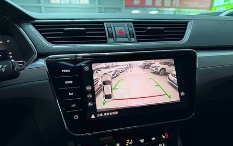 Skoda Superb III рестайлинг, 2022 год, 2 000 000 рублей, 18 фотография
