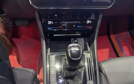 Skoda Superb III рестайлинг, 2023 год, 2 080 000 рублей, 14 фотография