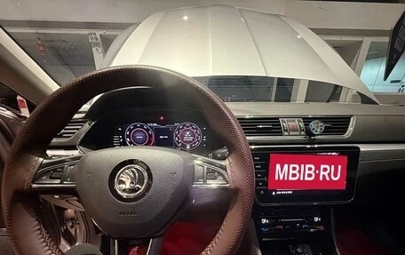 Skoda Superb III рестайлинг, 2023 год, 2 080 000 рублей, 16 фотография
