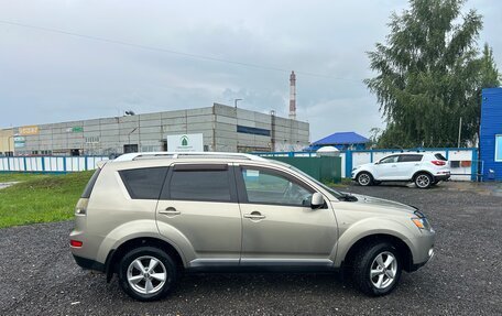 Mitsubishi Outlander III рестайлинг 3, 2008 год, 850 000 рублей, 3 фотография
