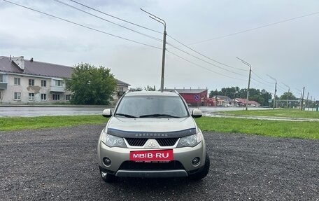 Mitsubishi Outlander III рестайлинг 3, 2008 год, 850 000 рублей, 8 фотография