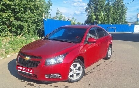 Chevrolet Cruze II, 2011 год, 670 000 рублей, 6 фотография