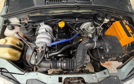 Chevrolet Niva I рестайлинг, 2012 год, 550 000 рублей, 4 фотография