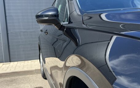 Volkswagen Tiguan II, 2017 год, 1 990 000 рублей, 2 фотография