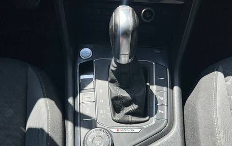 Volkswagen Tiguan II, 2017 год, 1 990 000 рублей, 20 фотография