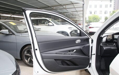 Hyundai Elantra, 2026 год, 1 690 000 рублей, 18 фотография