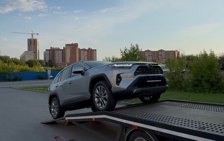 Toyota RAV4, 2025 год, 5 250 000 рублей, 9 фотография