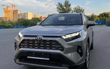 Toyota RAV4, 2025 год, 5 250 000 рублей, 17 фотография