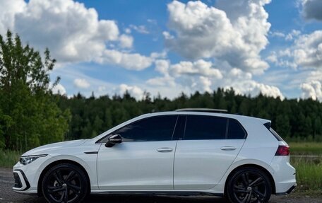 Volkswagen Golf VIII, 2021 год, 2 650 000 рублей, 2 фотография