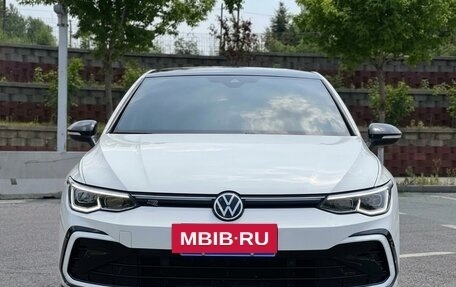 Volkswagen Golf VIII, 2021 год, 2 650 000 рублей, 7 фотография