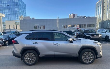 Toyota RAV4, 2025 год, 5 250 000 рублей, 3 фотография