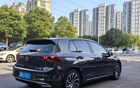 Volkswagen Golf VIII, 2022 год, 1 220 000 рублей, 4 фотография