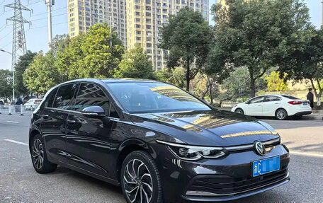 Volkswagen Golf VIII, 2022 год, 1 220 000 рублей, 3 фотография