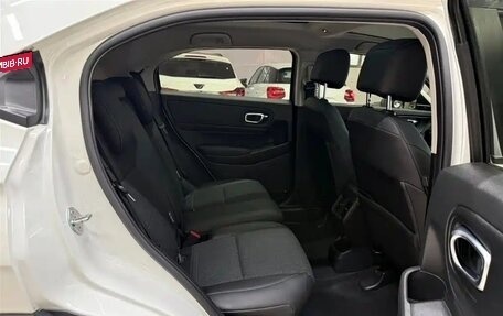Honda Vezel, 2024 год, 1 680 000 рублей, 12 фотография