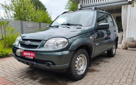 Chevrolet Niva I рестайлинг, 2016 год, 499 000 рублей, 2 фотография