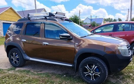 Renault Duster I рестайлинг, 2012 год, 740 000 рублей, 2 фотография