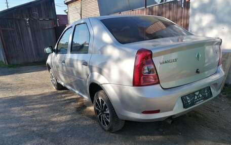 Renault Logan I, 2013 год, 250 000 рублей, 4 фотография