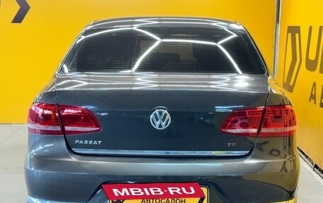 Volkswagen Passat B7, 2011 год, 999 000 рублей, 5 фотография