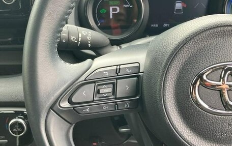 Toyota Yaris, 2020 год, 980 002 рублей, 26 фотография