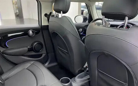 MINI Hatch, 2022 год, 1 660 010 рублей, 18 фотография