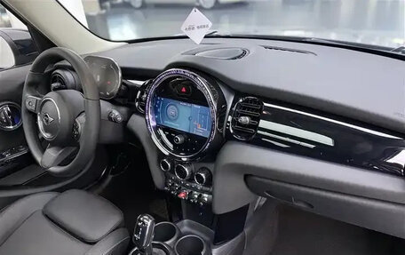 MINI Hatch, 2022 год, 1 660 010 рублей, 15 фотография