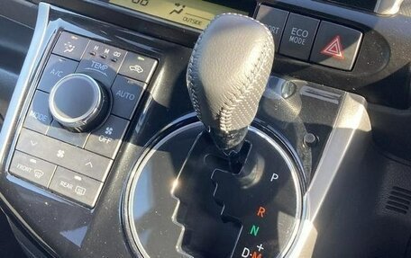 Toyota Wish II, 2013 год, 1 190 002 рублей, 12 фотография