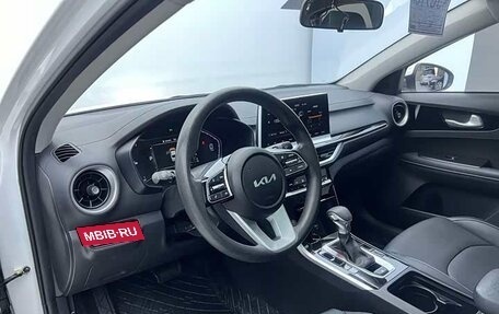 KIA K3, 2022 год, 1 500 000 рублей, 13 фотография