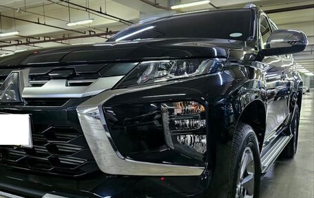 Mitsubishi Montero Sport, 2025 год, 5 300 000 рублей, 3 фотография