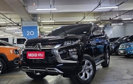 Mitsubishi Montero Sport, 2025 год, 5 300 000 рублей, 4 фотография
