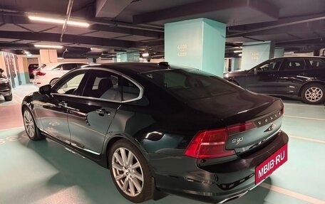 Volvo S90 II рестайлинг, 2019 год, 3 000 000 рублей, 7 фотография
