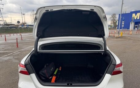 Toyota Camry, 2021 год, 2 290 000 рублей, 14 фотография