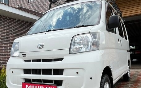Daihatsu Hijet X, 2015 год, 650 000 рублей, 2 фотография