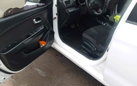 KIA Rio III рестайлинг, 2011 год, 450 000 рублей, 5 фотография
