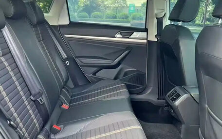 Volkswagen Lavida, 2022 год, 989 000 рублей, 9 фотография